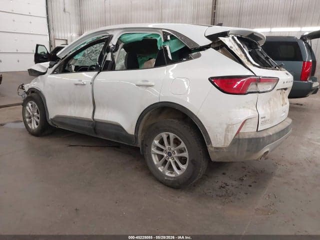 2022 FORD ESCAPE SE 3