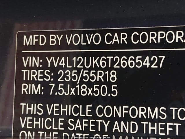 2026 VOLVO XC40 CORE, B5 AWD GAS (MILD HYBRID), DARK 9