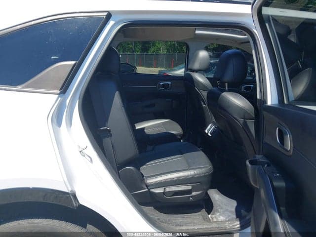 2022 KIA SORENTO EX 8