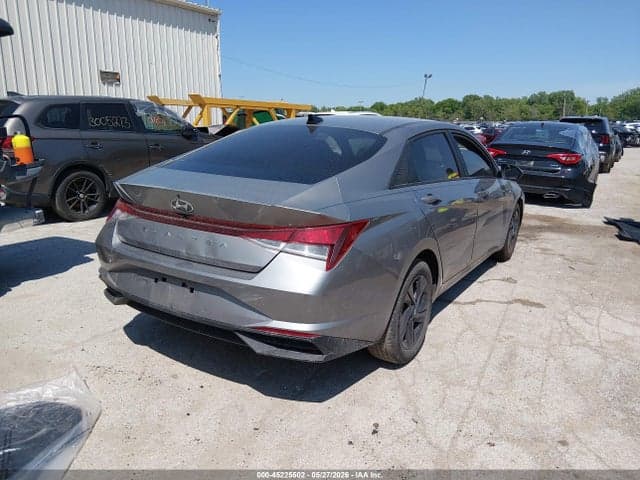 2023 HYUNDAI ELANTRA SEL 4