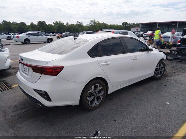 2021 KIA FORTE LXS 4