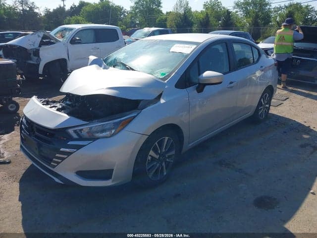 2025 NISSAN VERSA 1.6 SV 2