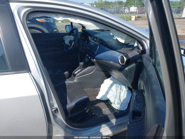 2025 NISSAN VERSA 1.6 SV 5