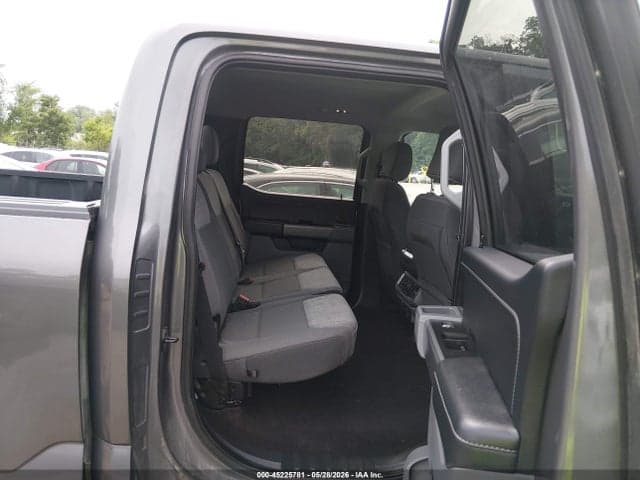 2022 FORD F-150 XLT 8