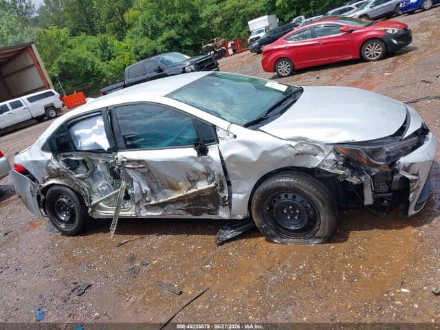 2026 TOYOTA COROLLA LE 13