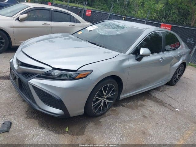 2023 TOYOTA CAMRY SE 2