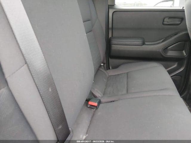 2023 NISSAN FRONTIER S 4X4 8