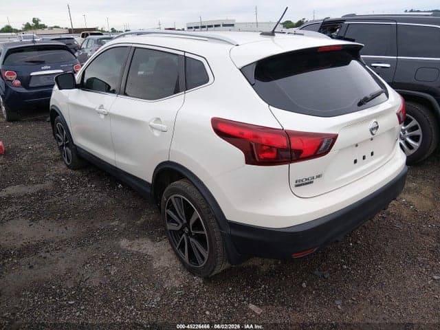 2018 NISSAN ROGUE SPORT SL 3