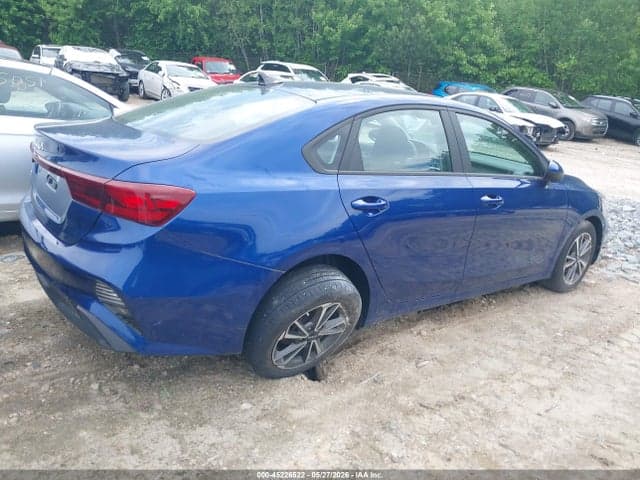 2022 KIA FORTE LXS 4