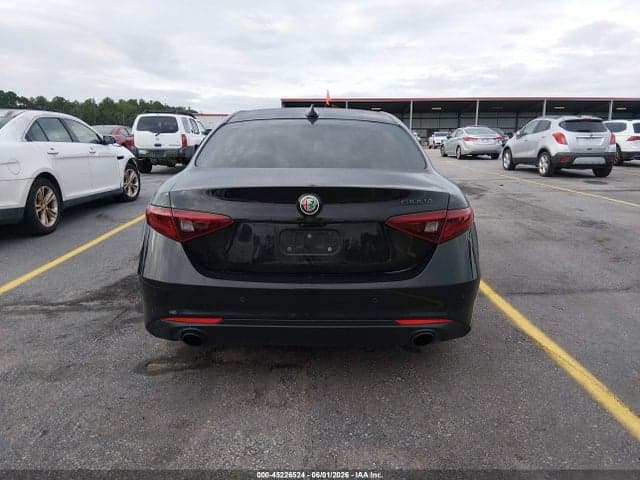 2019 ALFA ROMEO GIULIA TI RWD 16