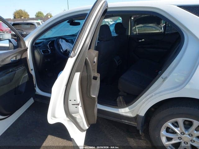 2018 CHEVROLET EQUINOX LT 8