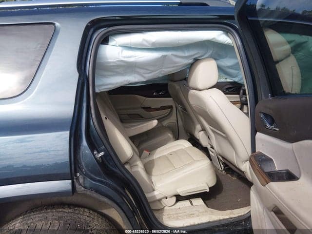 2019 GMC ACADIA DENALI 8
