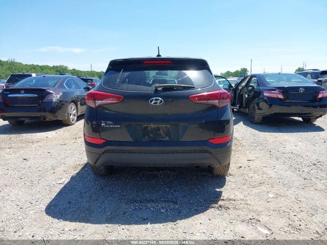 2017 HYUNDAI TUCSON SE 16