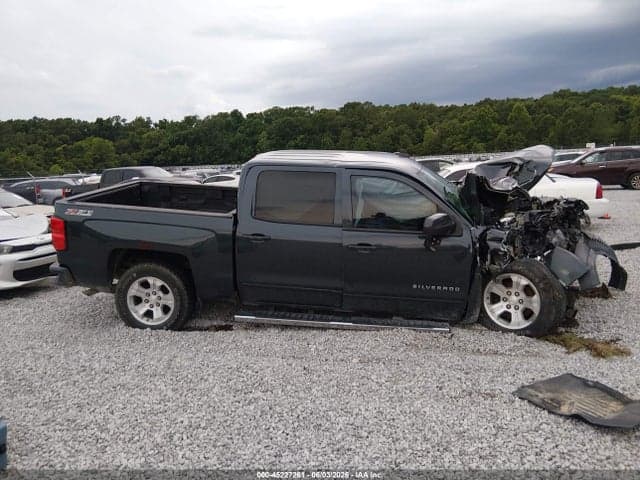2017 CHEVROLET SILVERADO 1500 2LT 13