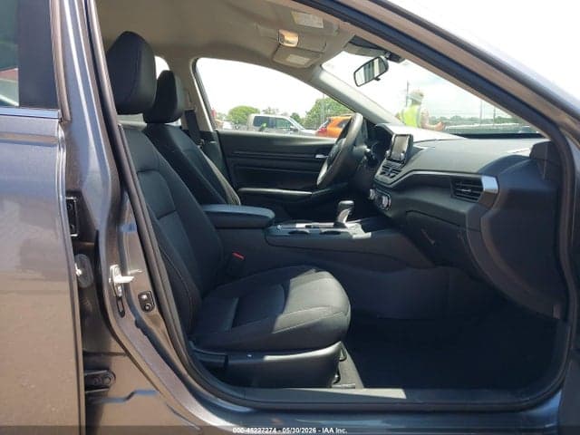 2022 NISSAN ALTIMA S FWD 5