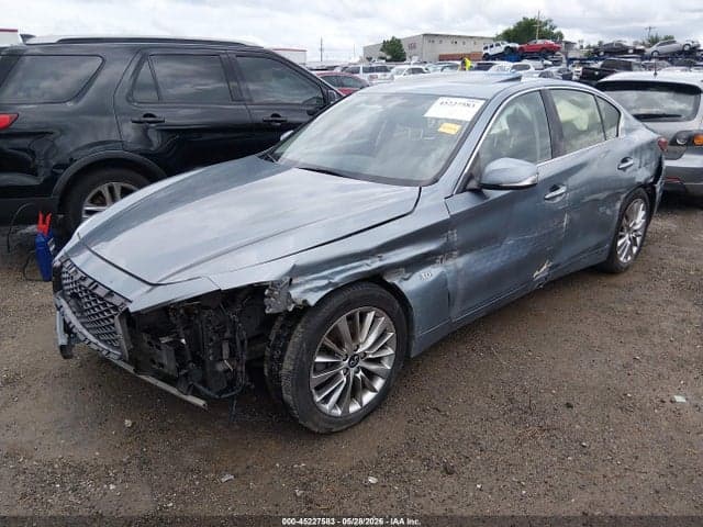 2020 INFINITI Q50 LUXE 2