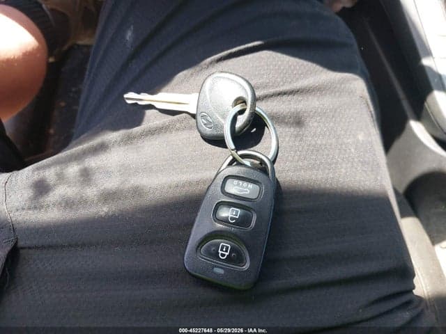 2020 HYUNDAI ELANTRA SE 11