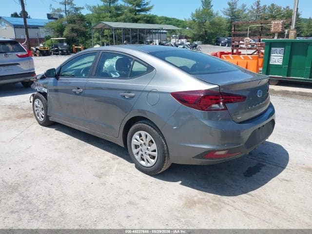 2020 HYUNDAI ELANTRA SE 3