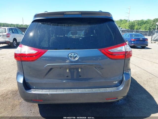 2017 TOYOTA SIENNA LE 8 PASSENGER 16