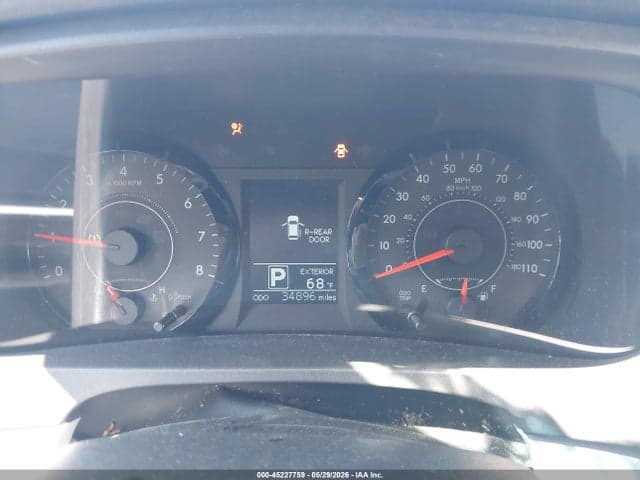 2017 TOYOTA SIENNA LE 8 PASSENGER 7