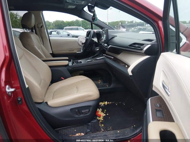 2021 TOYOTA SIENNA XLE 5