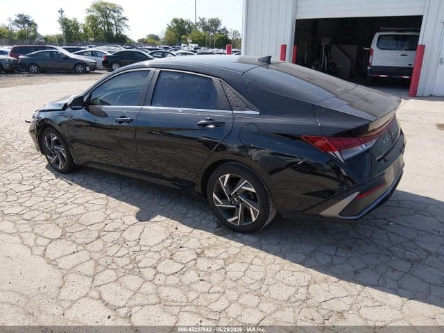 2024 HYUNDAI ELANTRA SEL 3
