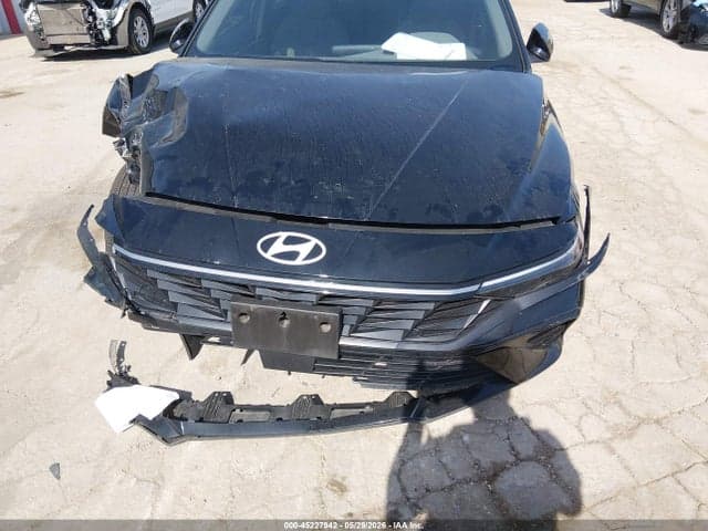 2024 HYUNDAI ELANTRA SEL 6