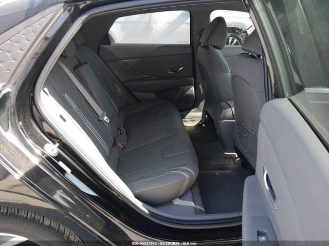 2024 HYUNDAI ELANTRA SEL 8
