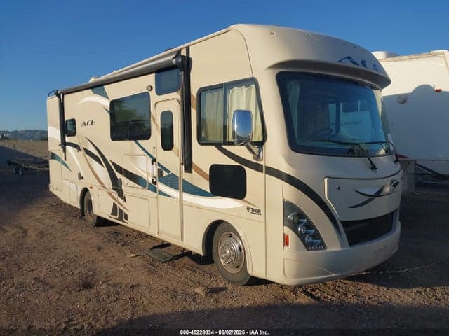 2017 FORD F53 1