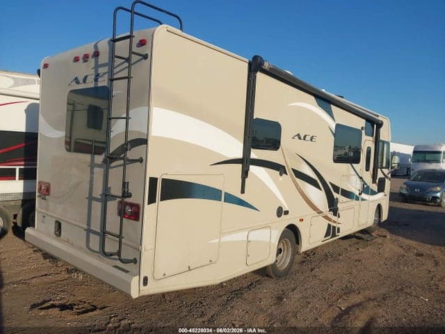 2017 FORD F53 4