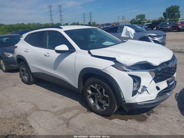 2024 CHEVROLET TRAX FWD LT - 1