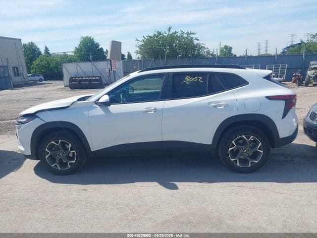 2024 CHEVROLET TRAX FWD LT 14