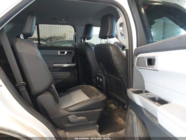 2022 FORD EXPLORER XLT 8