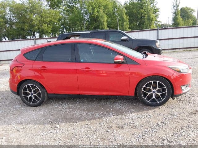 2017 FORD FOCUS SEL 13