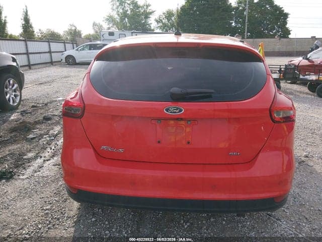 2017 FORD FOCUS SEL 16