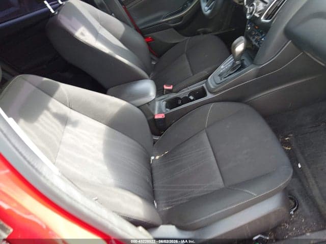 2017 FORD FOCUS SEL 5