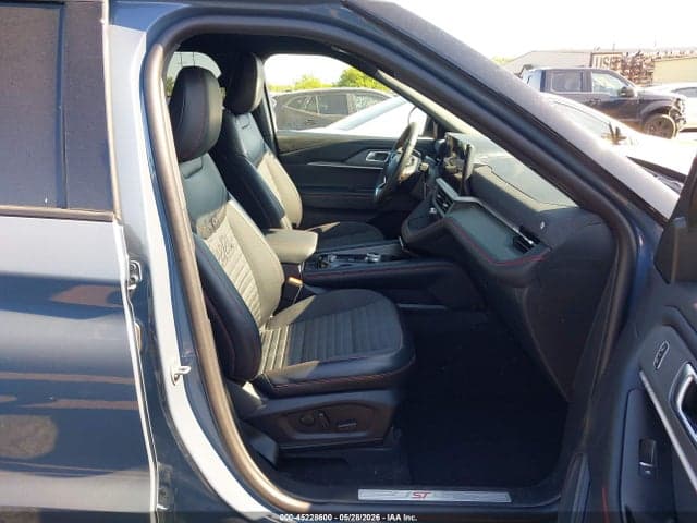2025 FORD EXPLORER ST-LINE 5