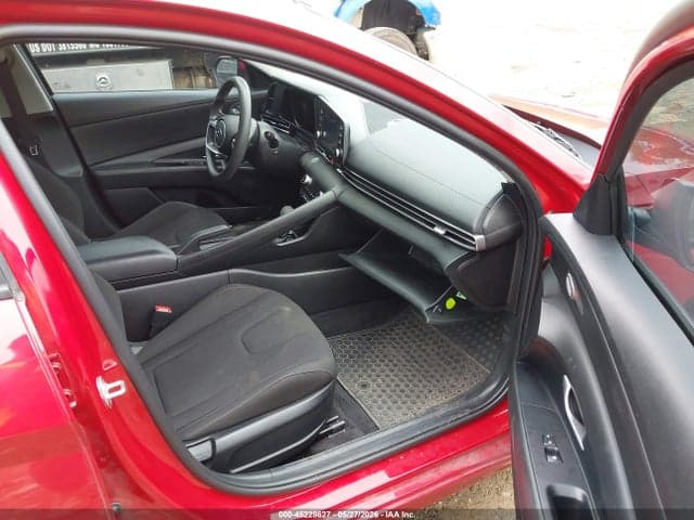 2023 HYUNDAI ELANTRA SEL 5