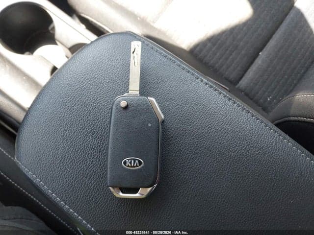 2020 KIA SOUL S 11
