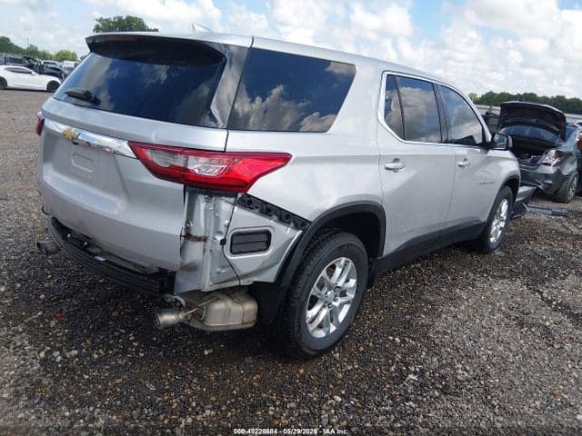 2021 CHEVROLET TRAVERSE FWD LS 4