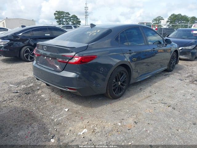 2026 TOYOTA CAMRY SE 4