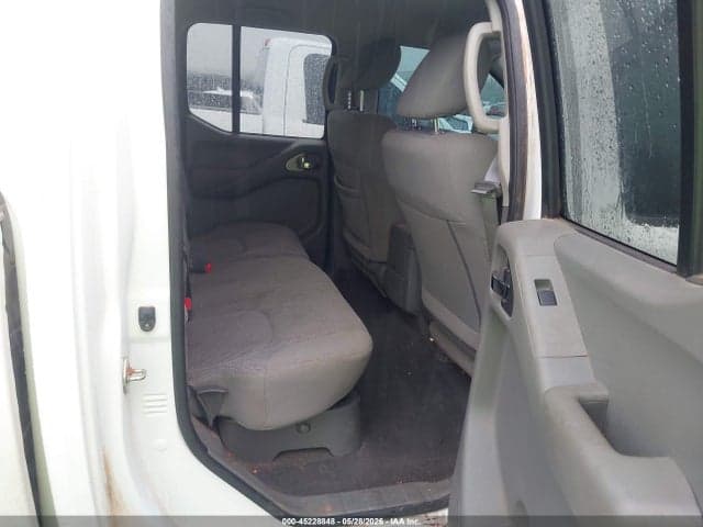 2020 NISSAN FRONTIER SV 4X2 8