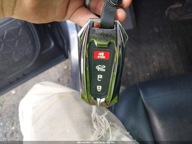 2020 TOYOTA RAV4 HYBRID XSE 11