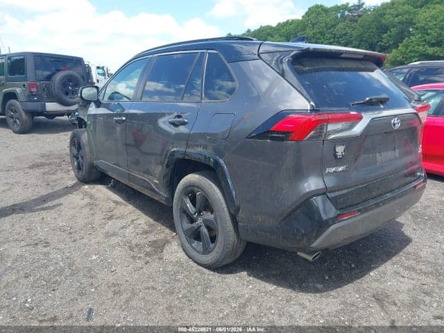 2020 TOYOTA RAV4 HYBRID XSE 3