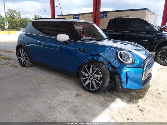2022 MINI HARDTOP COOPER