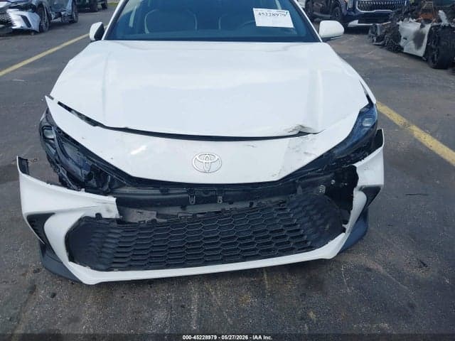 2025 TOYOTA CAMRY SE 6