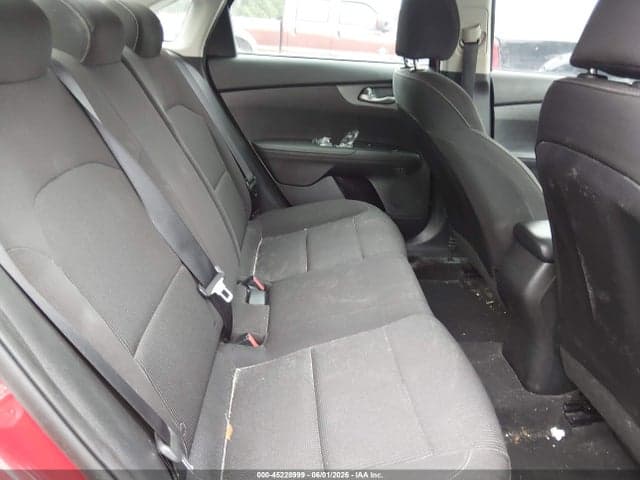 2021 KIA FORTE LXS 8
