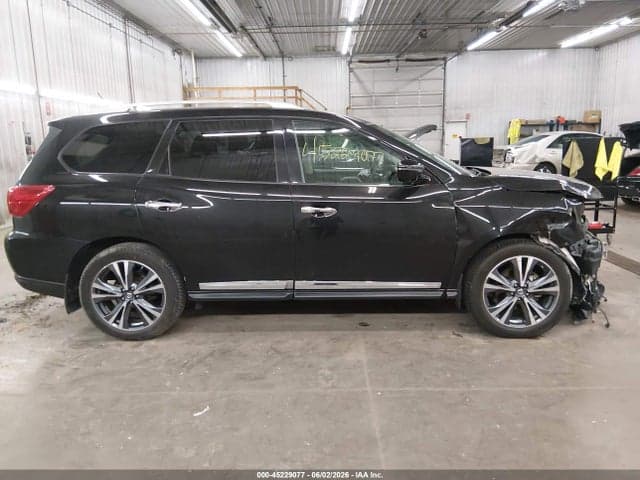 2017 NISSAN PATHFINDER PLATINUM 14