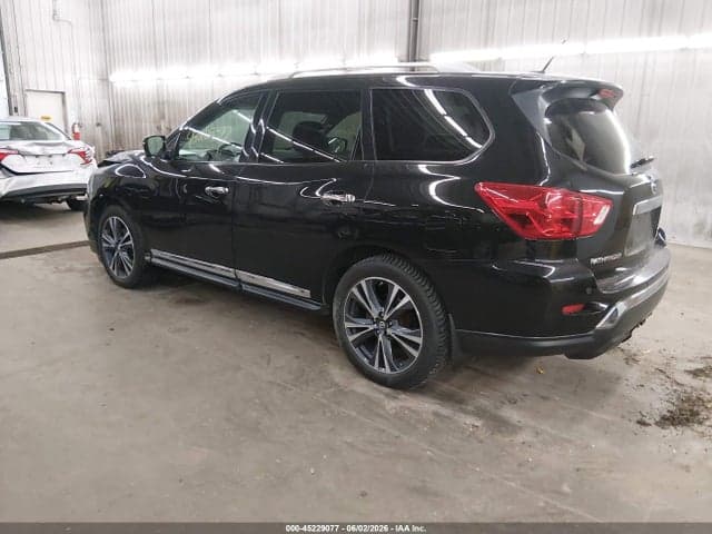 2017 NISSAN PATHFINDER PLATINUM 3