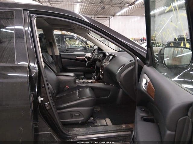 2017 NISSAN PATHFINDER PLATINUM 5